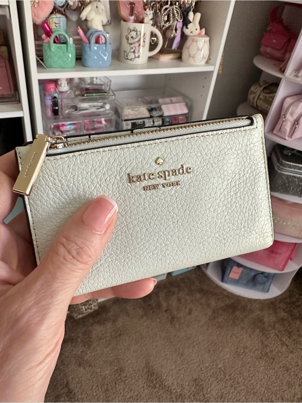 Kate Spade Leila Small Slim Bifold Wallet
(Lime Sherbet)